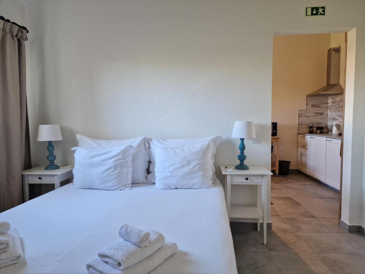 Casa Do Alto Bed and Breakfast Vilamoura Exteriör bild